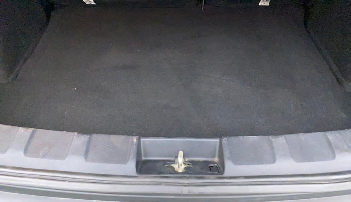 2022 Tata NEXON XZA PLUS (O) PETROL DUAL TONE, Petrol, Automatic, 17,665 km, Boot Inside