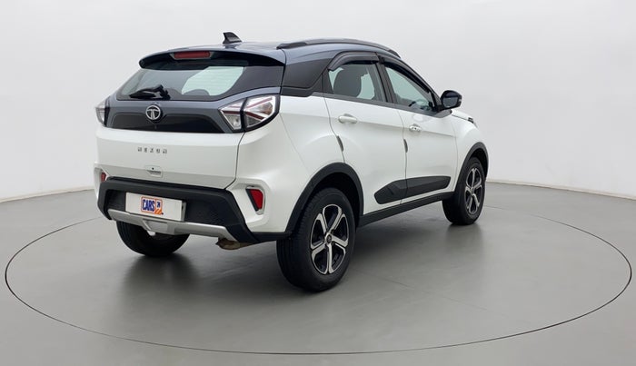 2022 Tata NEXON XZA PLUS (O) PETROL DUAL TONE, Petrol, Automatic, 17,665 km, Right Back Diagonal