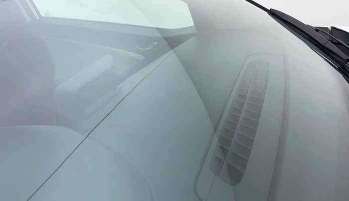 2022 Tata NEXON XZA PLUS (O) PETROL DUAL TONE, Petrol, Automatic, 17,665 km, Front windshield - Minor spot on windshield