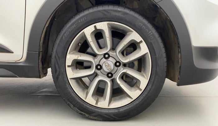2017 Hyundai i20 Active 1.2 SX, Petrol, Manual, 32,902 km, Right Front Wheel