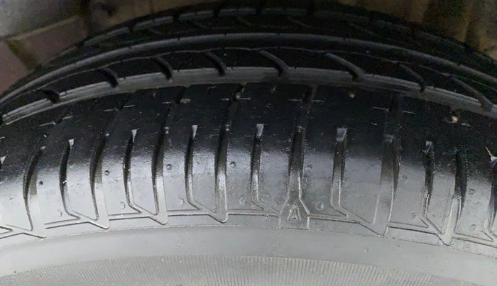 2017 Tata TIGOR XT DIESEL, Diesel, Manual, 42,517 km, Left Rear Tyre Tread