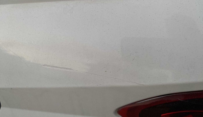 2020 Hyundai NEW I20 SPORTZ 1.2 MT, Petrol, Manual, 34,139 km, Left quarter panel - Minor scratches