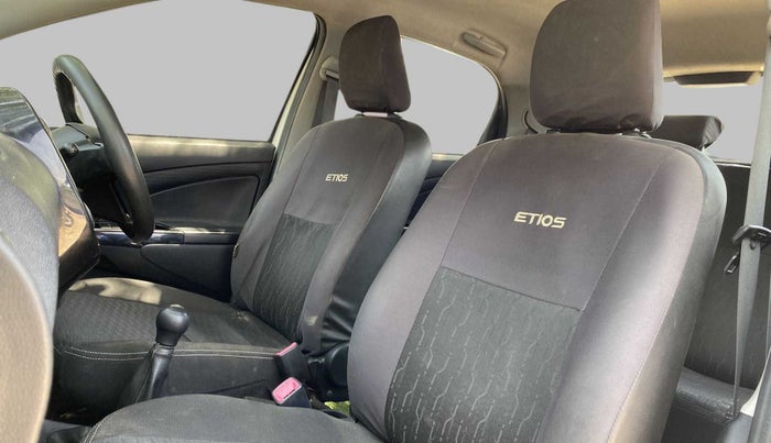 2018 Toyota Etios CROSS 1.2 G, Petrol, Manual, 63,510 km, Right Side Front Door Cabin