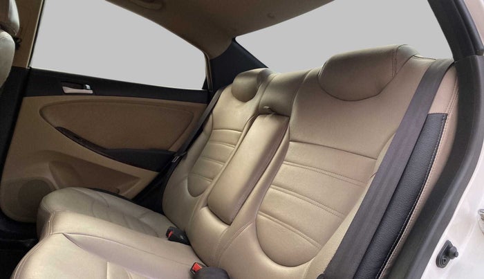 2015 Hyundai Verna FLUIDIC 1.6 CRDI S(O) 4S, Diesel, Manual, 95,690 km, Right Side Rear Door Cabin