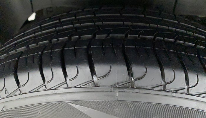 2022 Mahindra BOLERO NEO N 4, Diesel, Manual, 13,159 km, Right Rear Tyre Tread