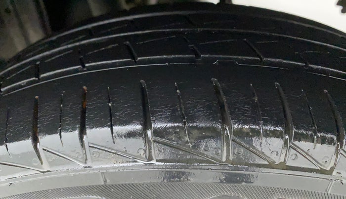 2019 Maruti Alto VXI, Petrol, Manual, 18,501 km, Left Rear Tyre Tread