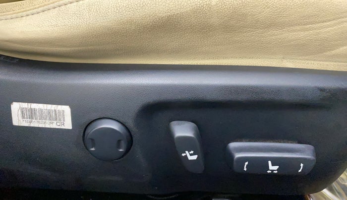2017 Toyota Corolla Altis GL PETROL, Petrol, Manual, 63,769 km, Driver Side Adjustment Panel