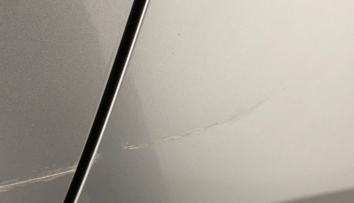 2017 Toyota Corolla Altis GL PETROL, Petrol, Manual, 63,769 km, Left quarter panel - Minor scratches