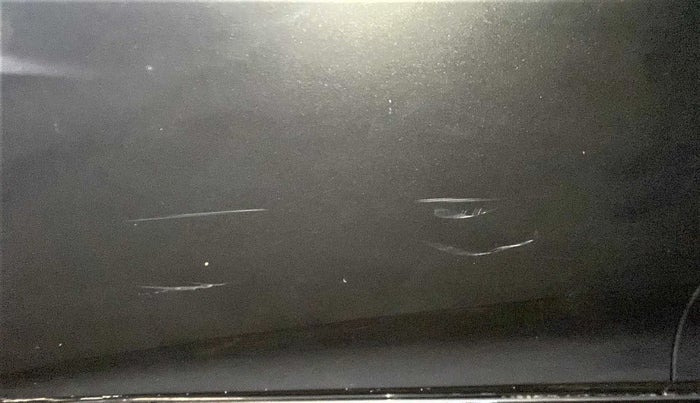 2014 Hyundai Eon ERA +, Petrol, Manual, 90,840 km, Front passenger door - Minor scratches