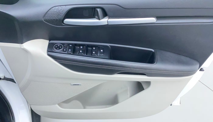 2021 KIA SONET HTX PLUS 1.5, Diesel, Manual, 51,666 km, Driver Side Door Panels Control