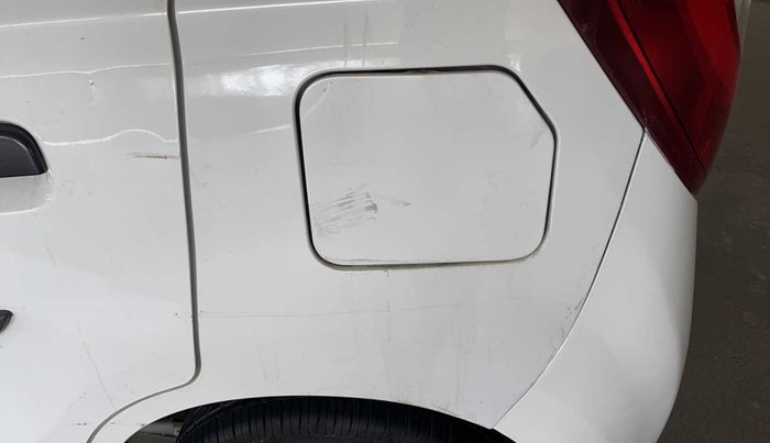 2015 Maruti Alto K10 VXI, Petrol, Manual, 72,577 km, Left quarter panel - Minor scratches