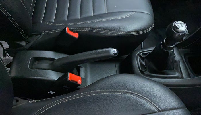 2017 Maruti Swift VXI, Petrol, Manual, 53,486 km, Gear Lever