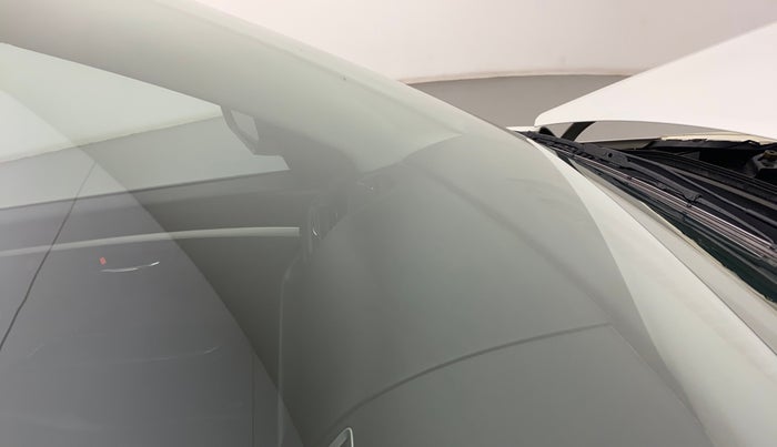 2017 Maruti Swift VXI, Petrol, Manual, 53,486 km, Front windshield - Minor spot on windshield