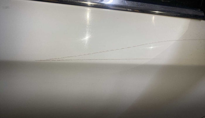 2019 Hyundai Elite i20 SPORTZ PLUS 1.2, Petrol, Manual, 89,053 km, Driver-side door - Minor scratches