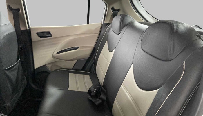 2021 Hyundai NEW SANTRO SPORTZ EXECUTIVE MT CNG, CNG, Manual, 24,565 km, Right Side Rear Door Cabin
