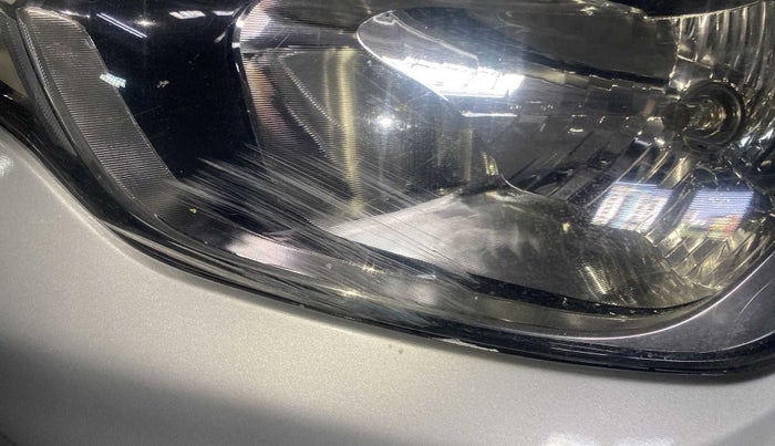 2018 Hyundai Elite i20 SPORTZ 1.2, Petrol, Manual, 42,849 km, Left headlight - Minor scratches