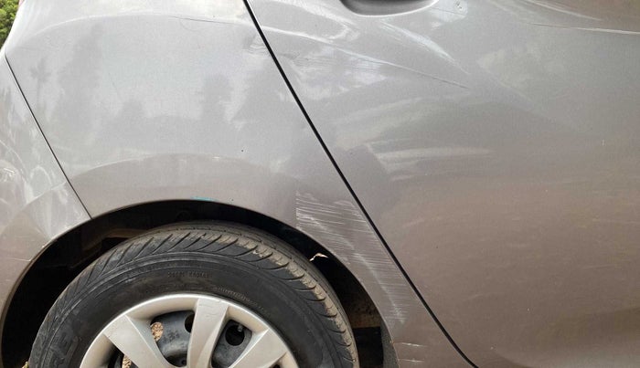 2013 Hyundai Eon MAGNA +, Petrol, Manual, 68,582 km, Right quarter panel - Minor scratches