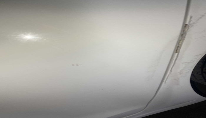 2018 Hyundai Verna 1.6 VTVT SX, Petrol, Manual, 39,469 km, Rear left door - Minor scratches