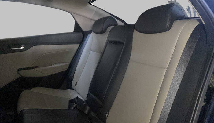 2021 Hyundai Verna SX (O) 1.5 VTVT IVT, Petrol, Automatic, 33,730 km, Right Side Rear Door Cabin