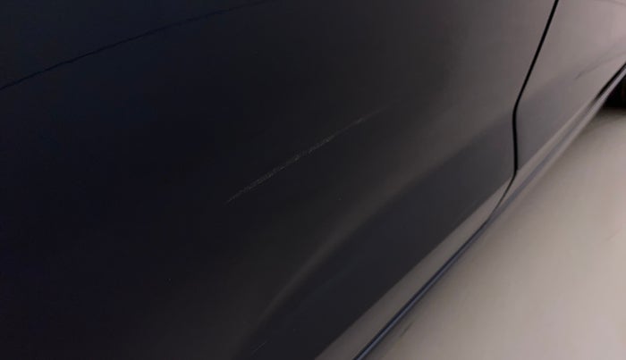 2020 Hyundai GRAND I10 NIOS SPORTZ AMT 1.2 KAPPA VTVT, Petrol, Automatic, 62,402 km, Right rear door - Minor scratches