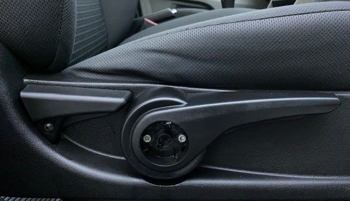 2018 Tata Tiago XZ PLUS DIESEL, Diesel, Manual, 85,984 km, Driver Side Adjustment Panel