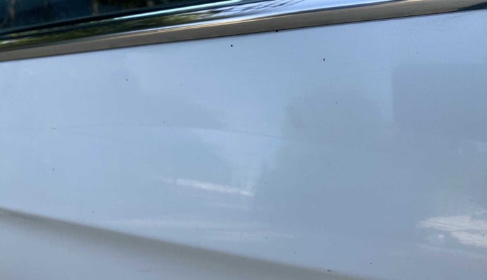 2018 Hyundai Eon ERA +, Petrol, Manual, 66,751 km, Front passenger door - Slightly dented