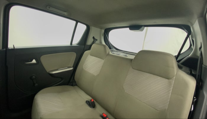 2016 Maruti Alto K10 VXI P, Petrol, Manual, 43,061 km, Right Side Rear Door Cabin