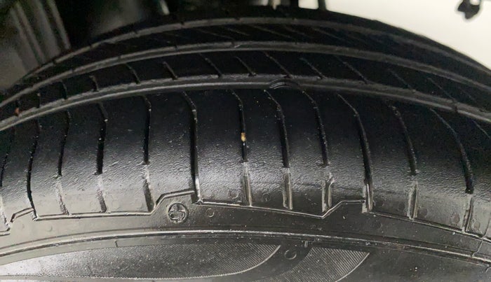 2016 Maruti Alto K10 VXI P, Petrol, Manual, 43,061 km, Left Rear Tyre Tread