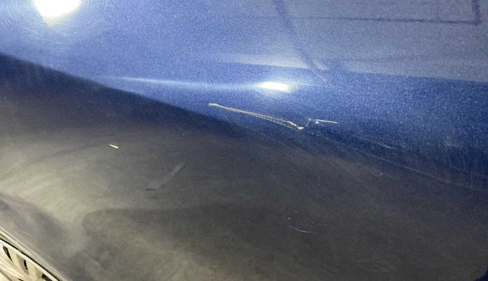 2019 Maruti Dzire VXI, Petrol, Manual, 24,495 km, Right rear door - Minor scratches