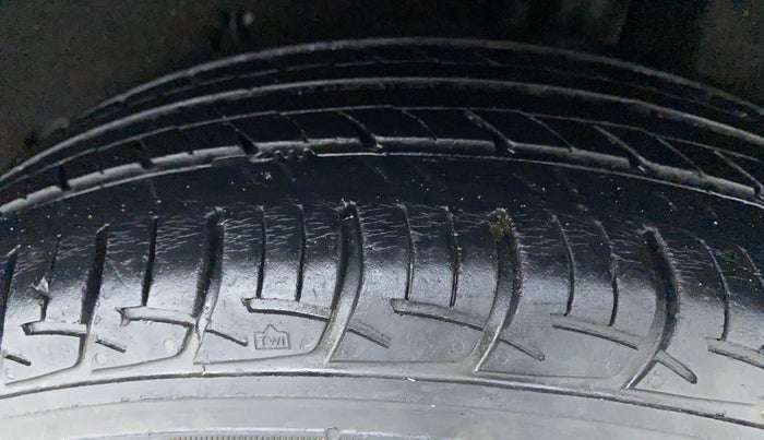 2019 Maruti Baleno DELTA PETROL 1.2, Petrol, Manual, 34,072 km, Left Rear Tyre Tread