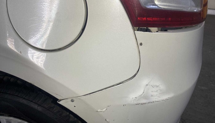 2015 Maruti Swift VXI, Petrol, Manual, 71,098 km, Rear bumper - Slightly dented