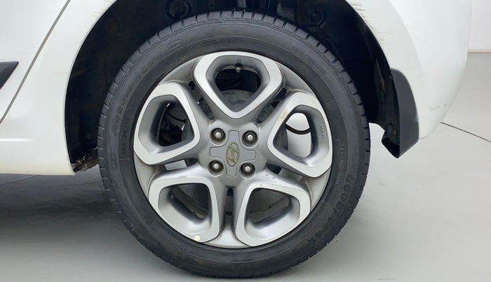 2020 Hyundai Elite i20 ASTA 1.2 (O), Petrol, Manual, 40,556 km, Left Rear Wheel