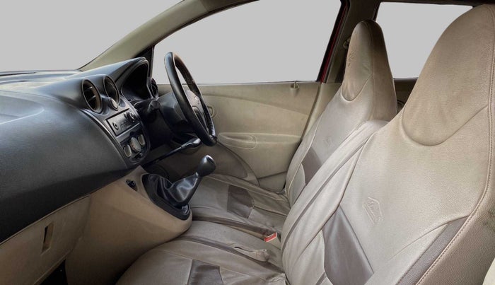 2016 Datsun Go T, Petrol, Manual, 42,298 km, Right Side Front Door Cabin