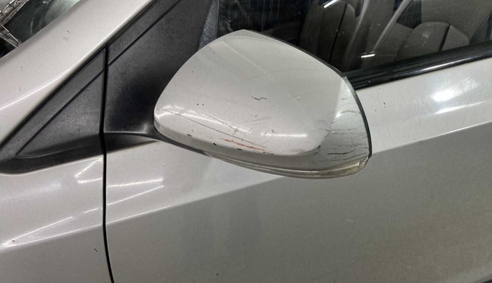 2014 Hyundai Xcent S 1.2, Petrol, Manual, 94,887 km, Left rear-view mirror - Indicator light not working