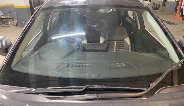 2019 Tata NEXON XM PETROL, CNG, Manual, 74,508 km, Front windshield - Minor spot on windshield