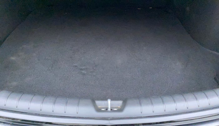 2021 Hyundai Verna SX (O) 1.5 VTVT IVT, Petrol, Automatic, 14,121 km, Boot Inside