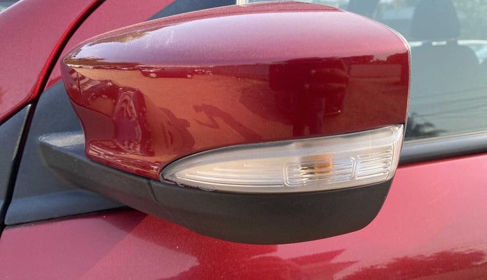2019 Ford New Figo TITANIUM 1.2 PETROL MT, Petrol, Manual, 31,309 km, Left rear-view mirror - Mirror movement not proper
