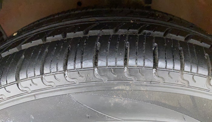 2018 Maruti Celerio ZXI AMT (O), Petrol, Automatic, 66,511 km, Left Front Tyre Tread