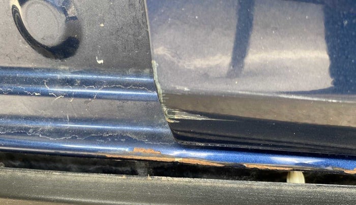 2019 Maruti IGNIS ALPHA 1.2, Petrol, Manual, 72,225 km, Left running board - Cladding has minor damage