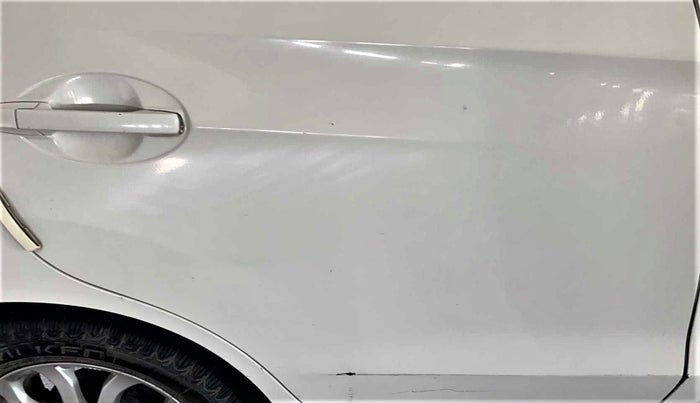 2016 Honda Amaze 1.2L I-VTEC VX, Petrol, Manual, 60,660 km, Right rear door - Minor scratches