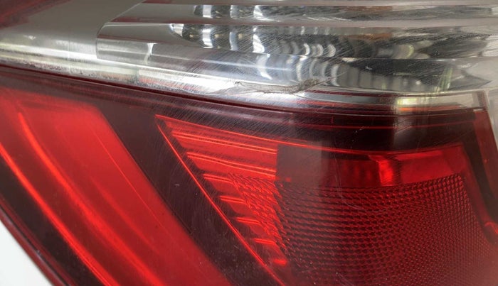 2016 Honda Amaze 1.2L I-VTEC VX, Petrol, Manual, 60,660 km, Left tail light - Minor damage