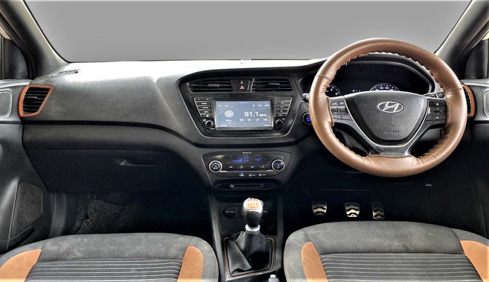 2017 Hyundai i20 Active 1.2 SX, Petrol, Manual, 72,603 km, Dashboard