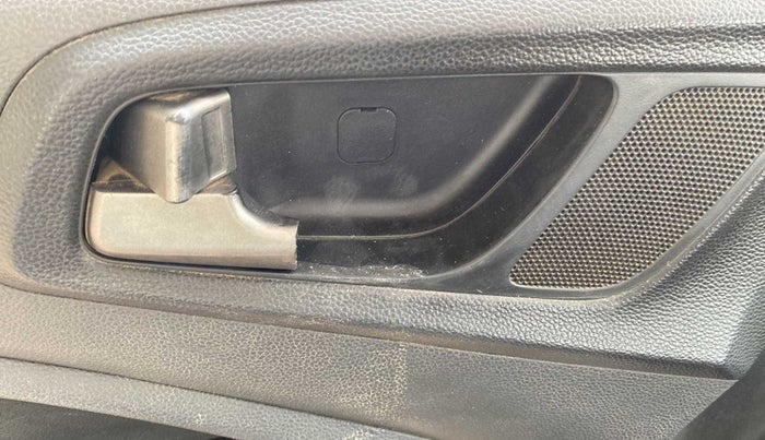 2017 Hyundai i20 Active 1.2 SX, Petrol, Manual, 72,603 km, Front passenger door - Door handle has minor damage