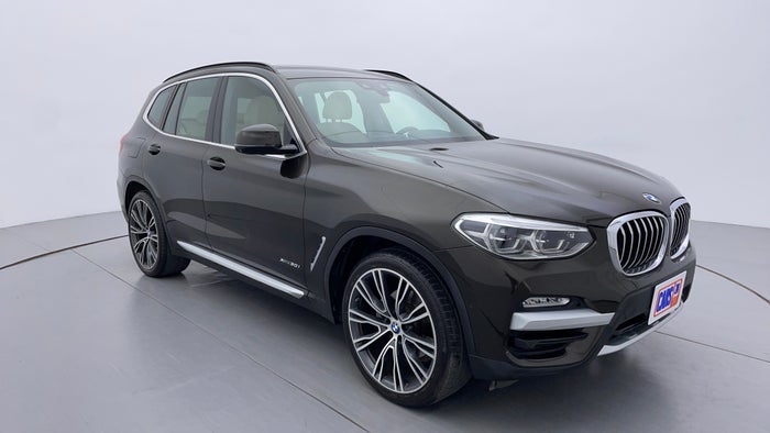2018 BMW X3-Right Front Diagonal (45- Degree) View