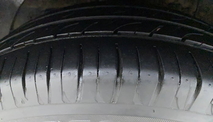 2018 Hyundai Elite i20 ASTA 1.2, Petrol, Manual, 44,400 km, Right Rear Tyre Tread