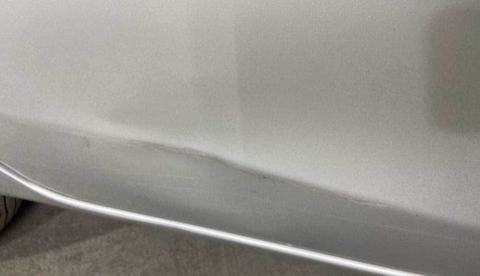 2014 Toyota Etios G, Petrol, Manual, 66,031 km, Right rear door - Minor scratches