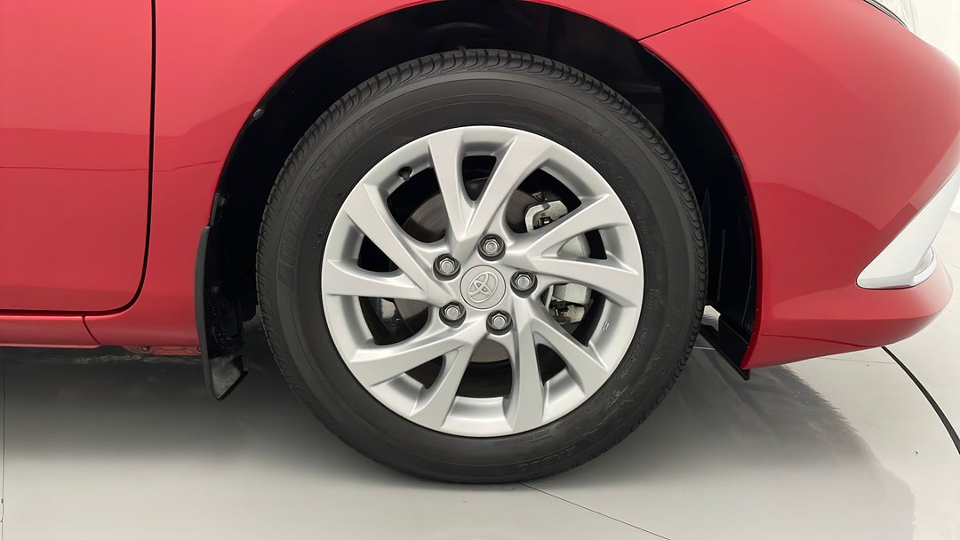 2017 Toyota Corolla Ascent Sport, Automatic, 9446 km, Right Front Wheel