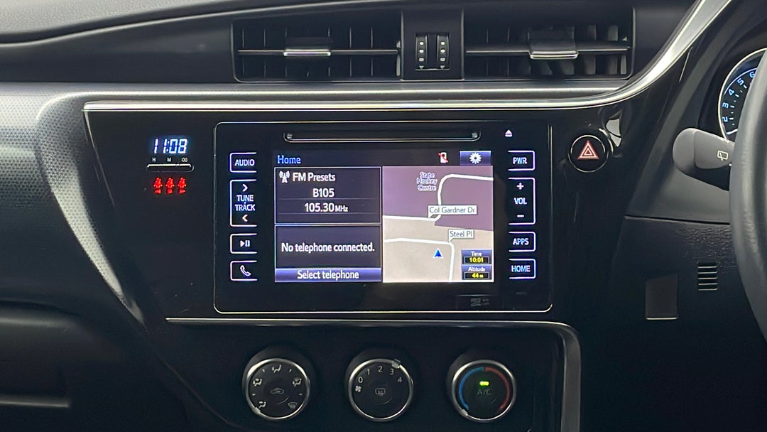 2017 Toyota Corolla Ascent Sport, Automatic, 9446 km, Infotainment System