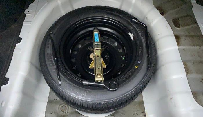 2017 Hyundai Verna 1.6 VTVT SX, Petrol, Manual, 51,878 km, Spare Tyre