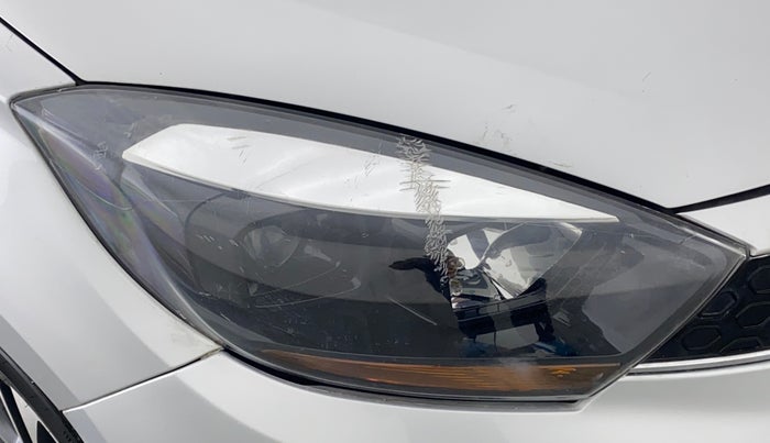 2017 Tata TIGOR XZ (O) PETROL, Petrol, Manual, 41,533 km, Right headlight - Minor scratches